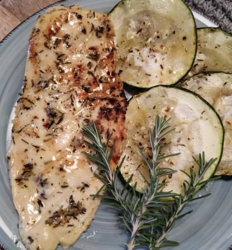 Pechuga de pollo marinada