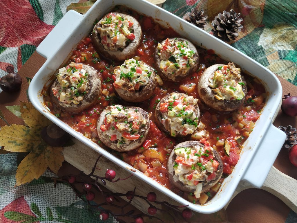 Champis rellenos de verdura y queso fresco