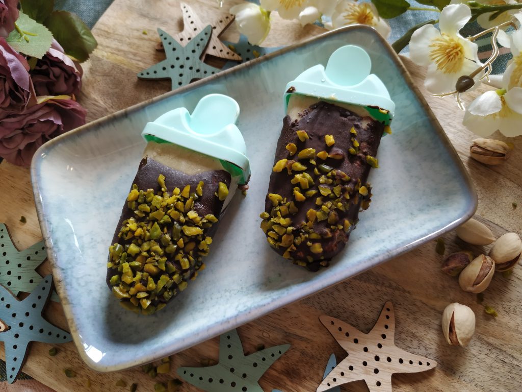 Nicecream de pistacho a base de plátano y aguacata