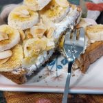 Desayuno sin azúcar tostada de plátano con canela